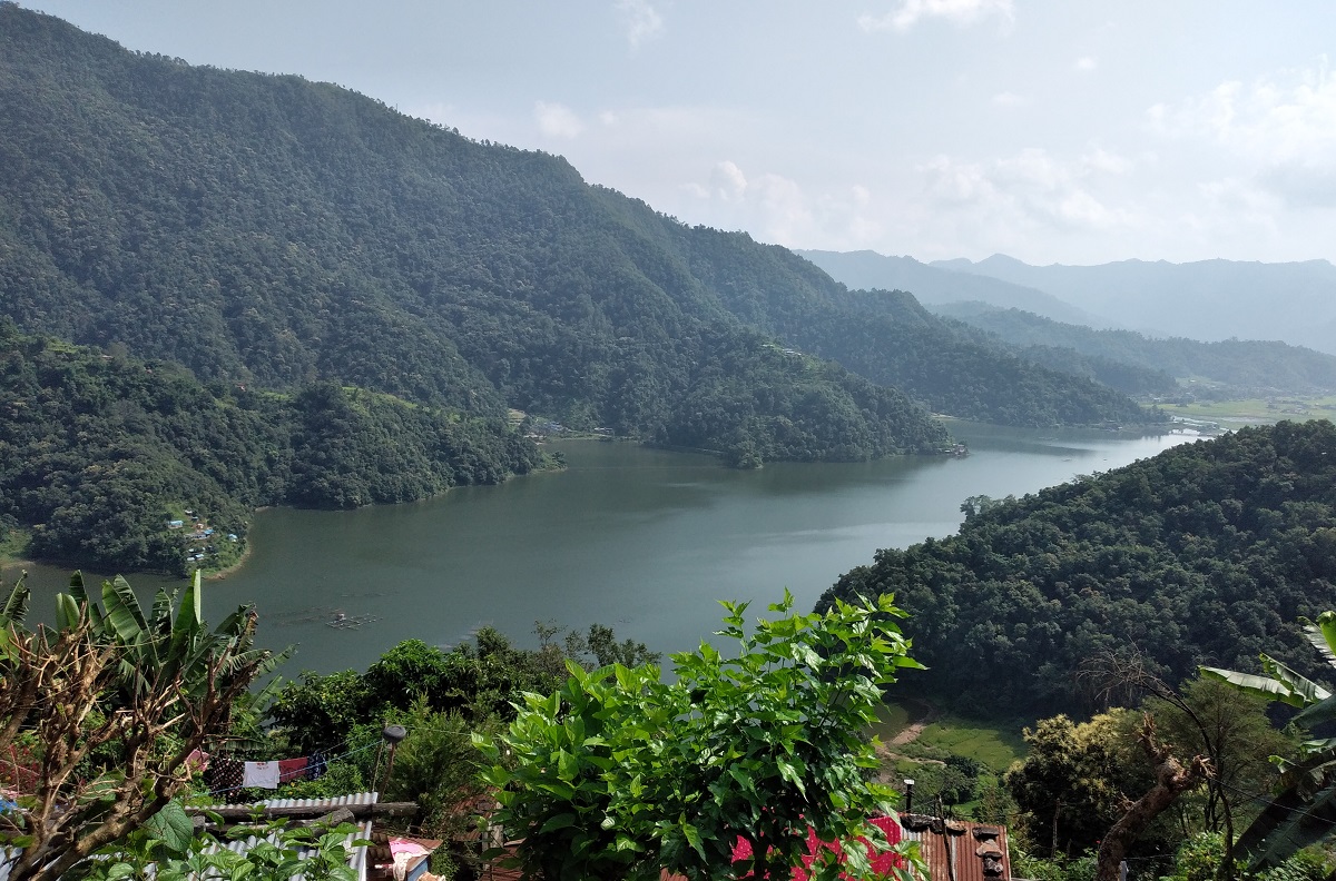 पोखराको रूपाताल। तस्बिर : युवराज श्रेष्ठ